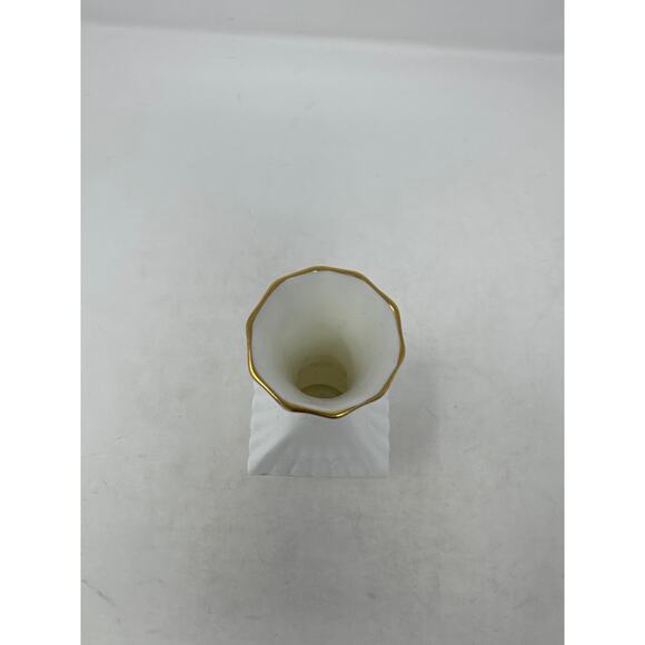 Aynsley pembroke 7 Inch Vase England Fine Bone China Centerpiece Decor - Picture 5 of 8